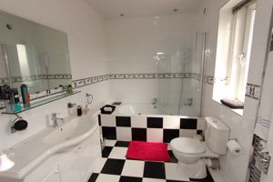 family bathroom- click for photo gallery